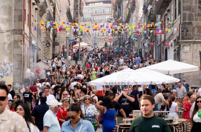  “Os amigos do povo do Porto”