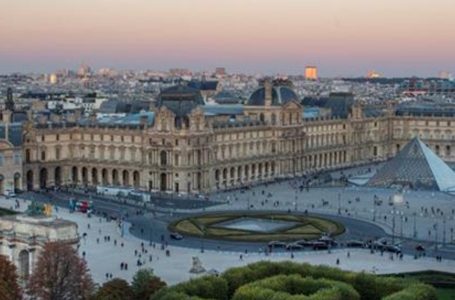 No pós-assalto ao Museu do Louvre