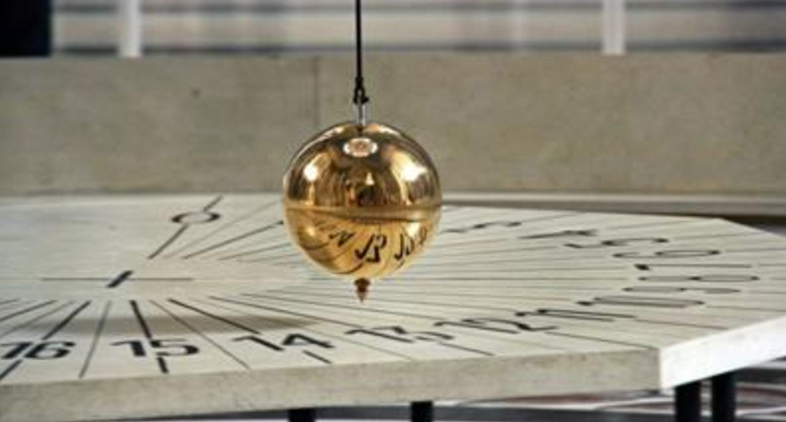 O pêndulo da História