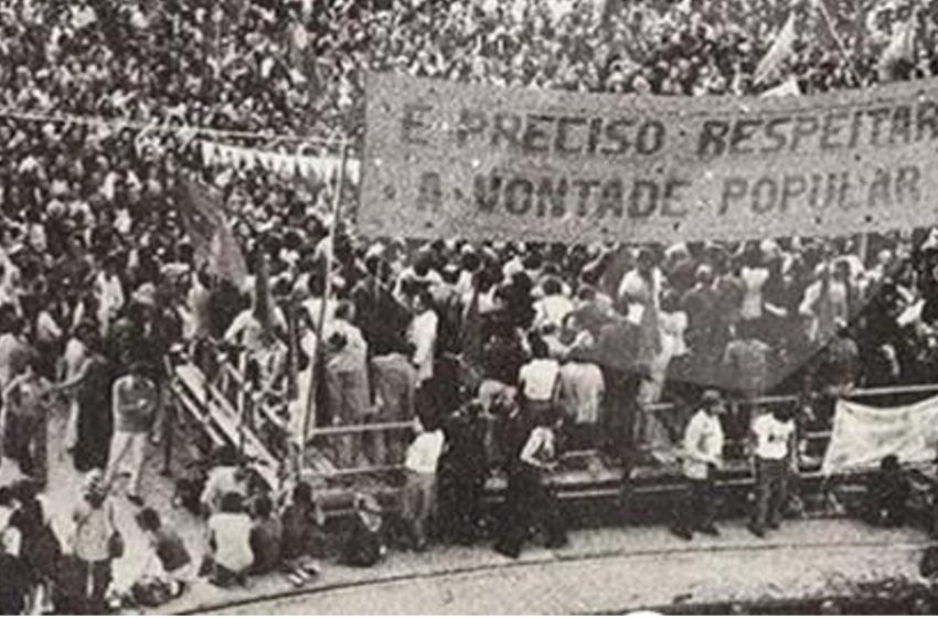  Celebrar o 25 de novembro, mas não da forma como foi celebrado