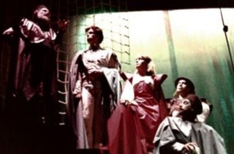 Conheci Natália Correia: era eu “um jovem sacerdote laico”!