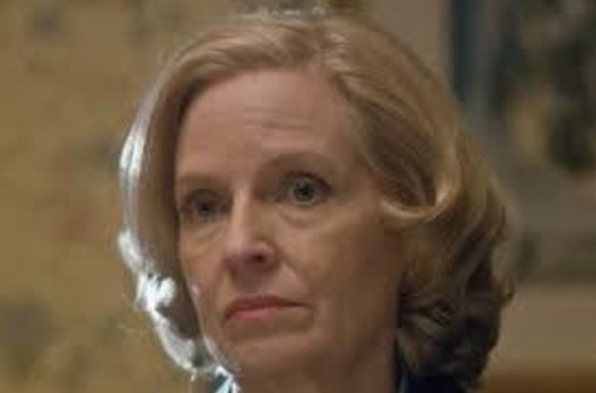  Uma impactante mulher: Dominique Poulange