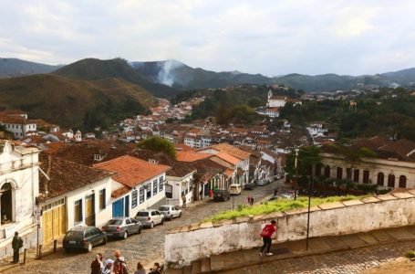 As linhas humanas que cosem a História