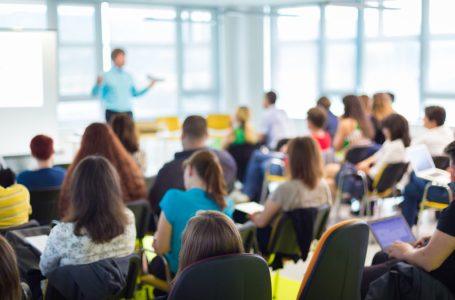 Que número de alunos por turma?